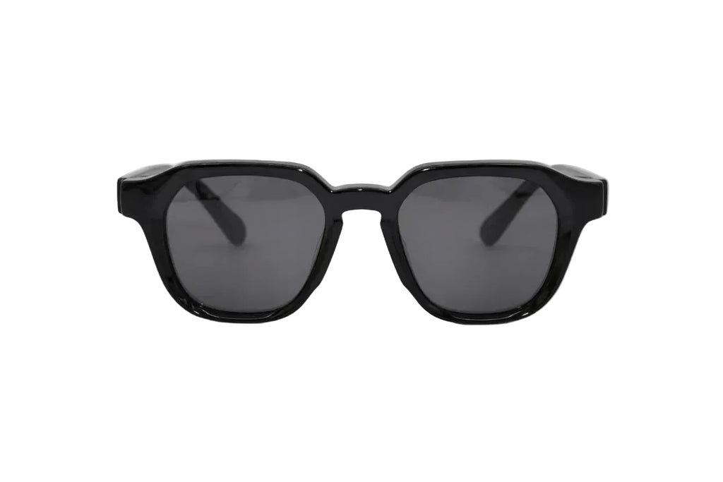 La Vue - Black on Black