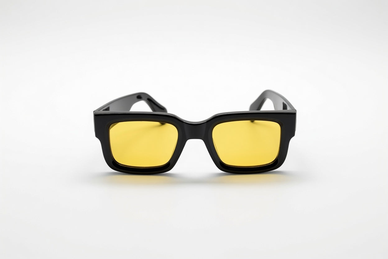 Oneiro Black on Yellow