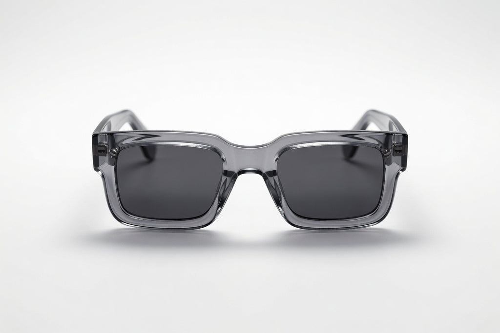 Oneiro - Transparent Grey on Black Lens