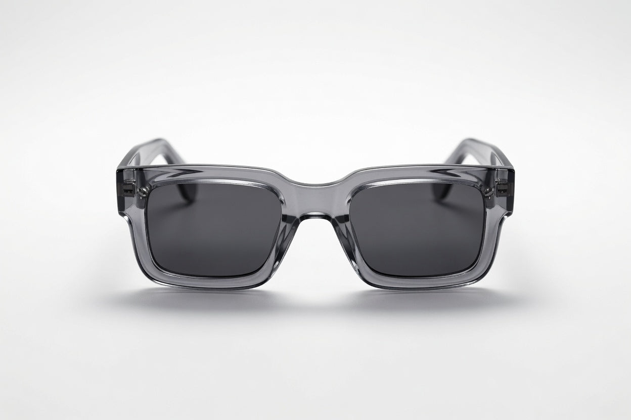 Oneiro - Transparent Grey on Black Lens