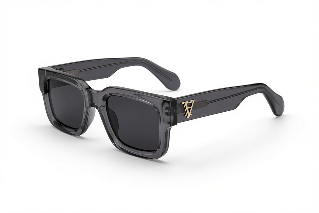 Oneiro - Transparent Grey on Black Lens