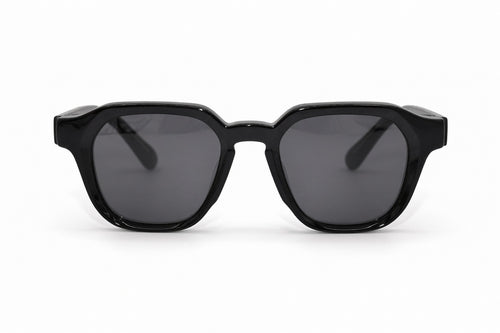 La Vue - Black on Black